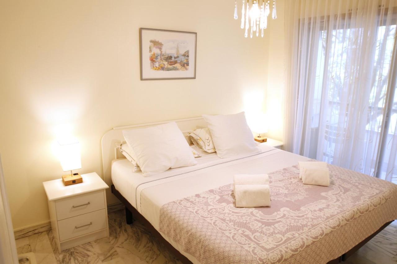 Offre Speciale Festival Film Si Sejour Superieur 12J , 2P Croisette, Grande Terrasse, Parking Gratuit, Calme, Accueil 5 Etoiles, Excellent Rapport Qualite-Prix Cannes Luaran gambar